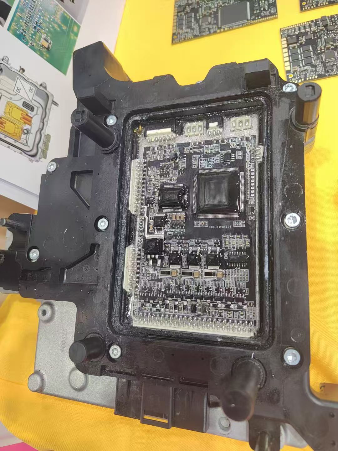 Naprawa układu napędowego 0AM  – Electronic Repair recenzja i cena